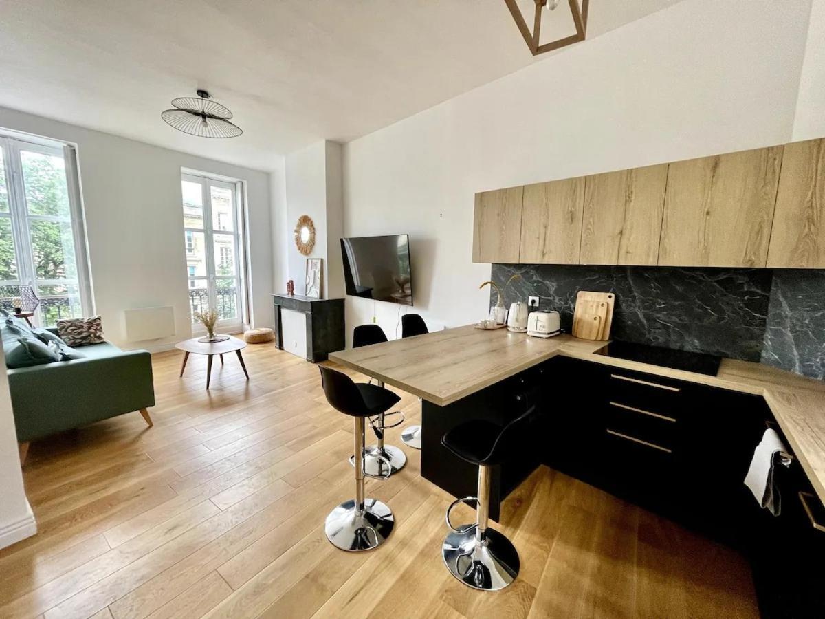 Superbe Appartement Neuf - Place Pey Berland Bordeaux Kültér fotó